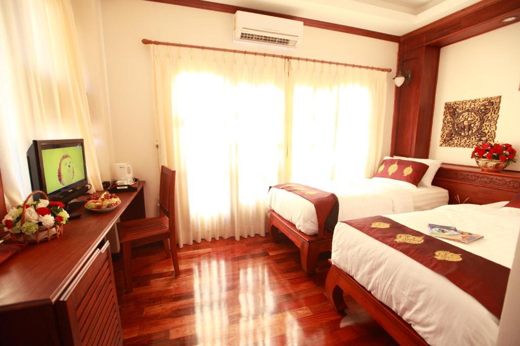 Manorom Boutique Hotel Vientiane Exterior foto