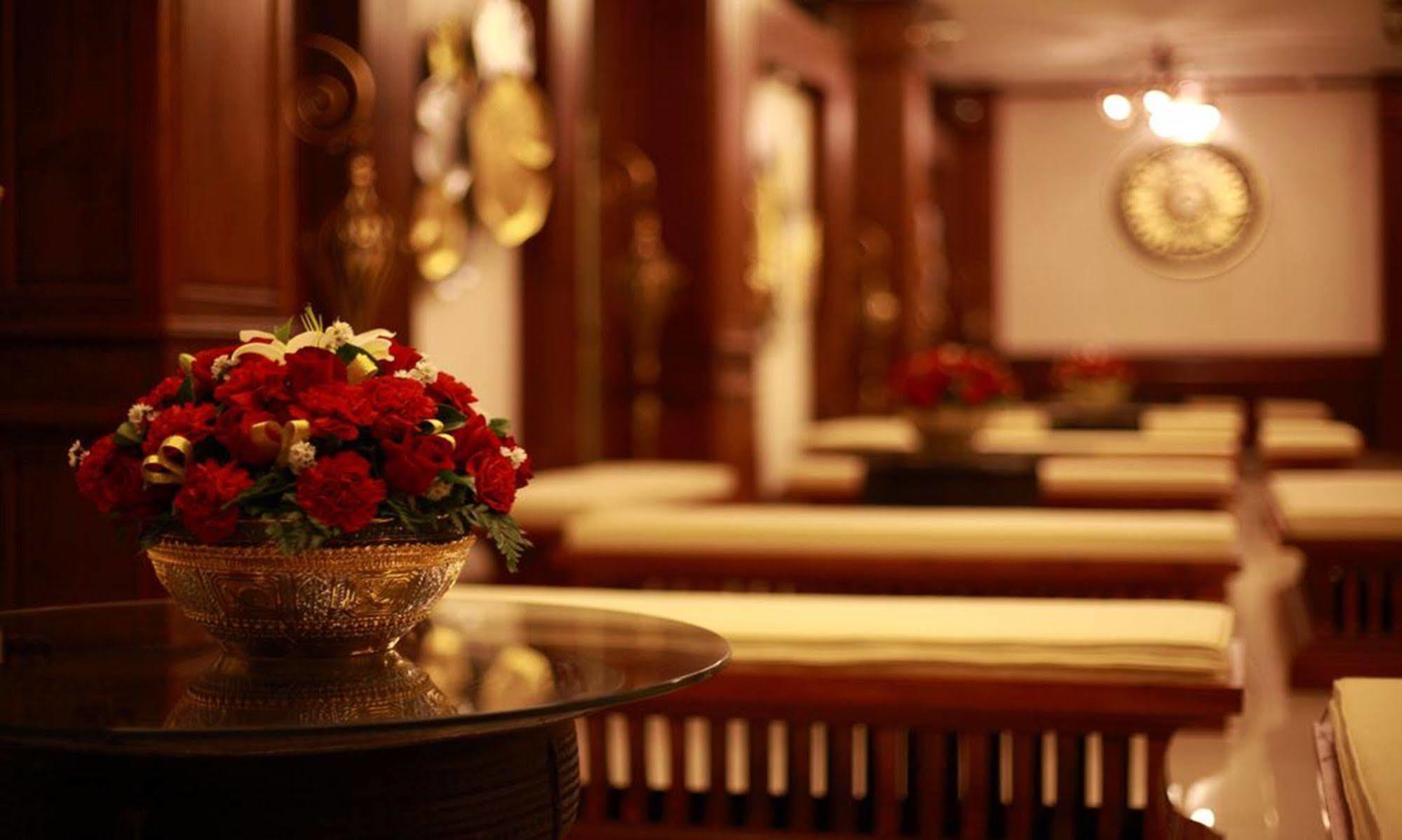 Manorom Boutique Hotel Vientiane Exterior foto