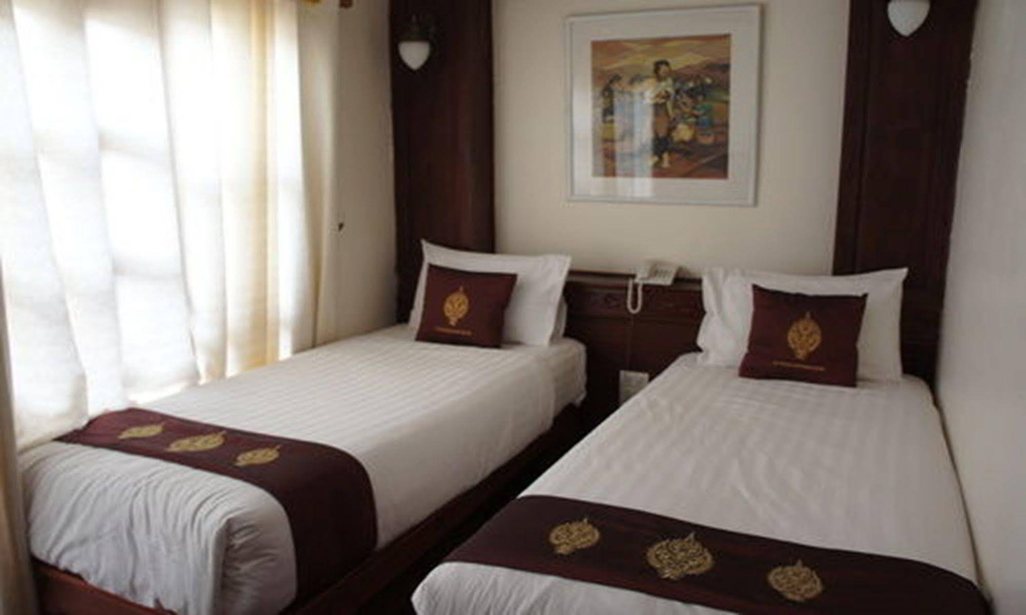 Manorom Boutique Hotel Vientiane Exterior foto